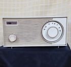 18r07 Arvin Vintage Am Solid State Radio White Tested Working Usa 18r07 Arvin Vintage Am Solid State Radio White Tested Working Usa