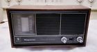 1r1724 Magnavox Vntg Am-fm Solid