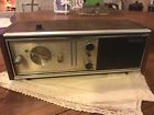 3434 Soundesign Vintage Electric Clock Radio