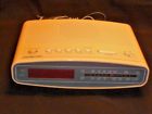 3625 Pnk Soundesign Vintage Retro Model Digital Alarm Clock Radio Pink