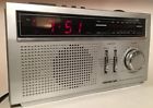 3655 3655- A Soundesign Vintage Portable Electronic Clock Radio Model Rare