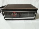 7-4300 General Electric Ge Flip Clock Vintage Radio Only Works