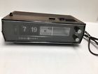 7-4332 Ge Neral Electric Flip Clock Radio Wood Grain Model For