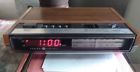 7-4633d Ge Vinta Neral Electric Alarm Clock Radio Model Red Led