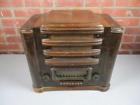 7036 Silvertone Tube Radio Model 7036 Silvertone Tube Radio Model
