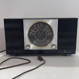 69c294-2 Admiral Vintage Tube Am Radio Model Works Rare Read Description