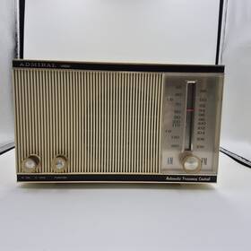 Y3426 Admiral 1960s Am Fm Radio Made In The Usa