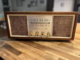 Y3921 Admiral Vintage Antique Radio Wood Dual Speaker Working But Could Use Tlc