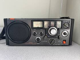 Tr-105 Aimor Portable Radio Vintage Sw1 Sw2 Sw3 Mw Fm Receiver Rare Works - Read