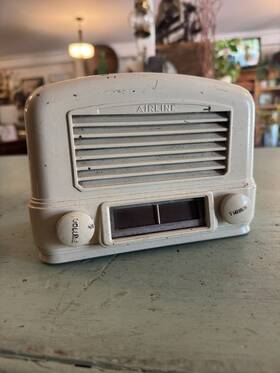 54br-1501a Airline Vintage Radio Montgomery Ward Model 54br 1501a Cream Retro Design