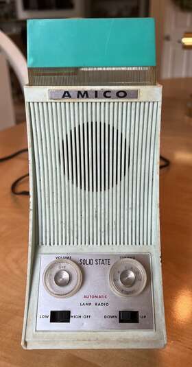 Hs-338 Amico Mcm Retro Mid Century Vintage Lamp Radio Night Light Solid State