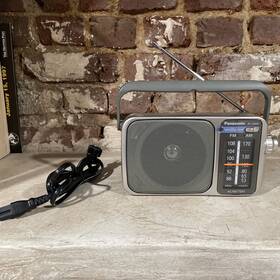 Rf-2400d Aom Rf-2400 Panasonic /rf-2400 Portable Fm/am Radio Tested Works Clean Battery Comp Rf-2400d Aom Rf-2400 Panasonic /rf-2400 Portable Fm/am Radio Tested Works Clean Battery Comp