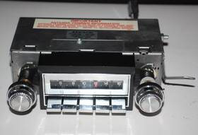 77-gm-pbh Audiovox Vintage Am Radio Model Gm-pbh Car/truck - Untested As-is