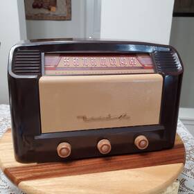 65p4u Bendix Vintage 1948 Radio Model / Looks And Plays Well 65p4u Bendix Vintage 1948 Radio Model / Looks And Plays Well