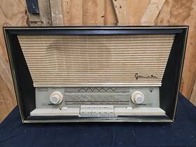 22300 Blaupunkt Vintage Granada Broadcast Receiver Radio Circa 1962 - As Is 22300 Blaupunkt Vintage Granada Broadcast Receiver Radio Circa 1962 - As Is