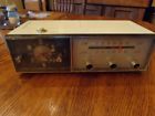Bt44 Sylvania Vintage Portable Radio Bt44 Sylvania Vintage Portable Radio