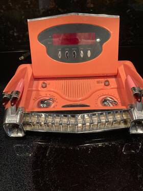E160428 Caddillac 50s Pink Cadillac Radio Alarm Clock 1994 Working No Box