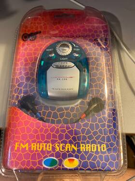 Pa-298 Canopower Ra-105 Fm Auto Scan Radio Model - Vintage New In Box Headphones Inc