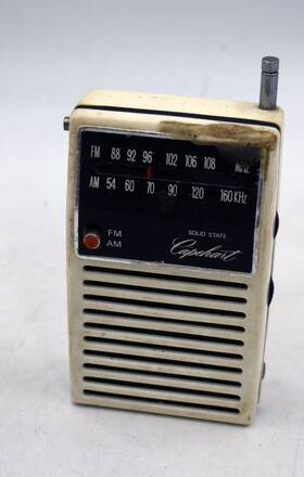 T-775 Capehart Vintage Model Portable Am/fm Transistor Radio T-775 Capehart Vintage Model Portable Am/fm Transistor Radio