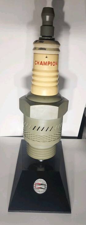 Sp910-11 Champion Rare Vintage Advertising Spark Plug Am Transistor Radio
