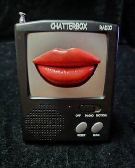 Rhd-2142 Chatterbox Vintage Talking Fm Radio With Moving Mouth Lips Ft90s Rare Tested And Working