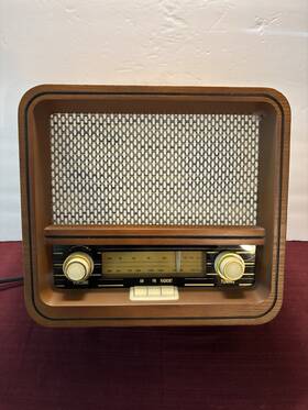 Vr42 Ciear Click Classic Vintage Retro Am/fm Radio With Bluetooh And Aux- Input Inch Works