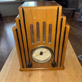 9762 Classic Collectors Edition Radio Vintage Am/fm Mfg 1998 Working Condition