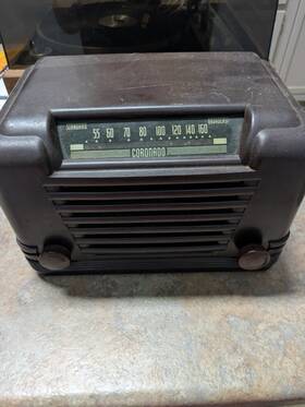 43-8240 Coronado Vintage 1947 Radio Untested Read