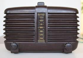 K1777982 Crosley 1939 Antique Bakelite Tube Radio Model 648 A Super Sextette