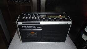 Rd-45 Crown Readers Digest Radio