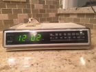 D-3650 Magnavox Vintage The Nightline D-3650 Magnavox Vintage The Nightline