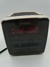 D-3110-17 D3110-17 Magnavox Vintage Clock Radio Great Condition