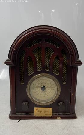 9719 Daklin Vintage Model Brown Wooden Collector Edition Retro Radio And Clock