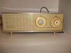 E0930203 Zenith Vintage Radio Retro Solid State Shabby Chic Works Model