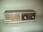 E214w1 Zenith Vintage Am Radio Model Working Very Nice