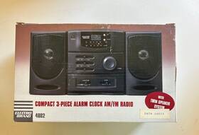 Electro Brand 089081048026 Vintage Compact 3-piece Lcd Alarm Clock Twin Speakers Am/fm Radio
