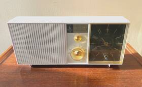 1704b Emerson Vintage Lifetimer I Tube Am Clock Radio With Civil Defense Band G 1704b Emerson Vintage Lifetimer I Tube Am Clock Radio With Civil Defense Band G
