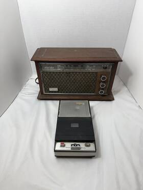 Emerson 2480b Vintage Radio And Norelco Philips Cassette Recorder - Untested