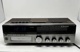 5910 Emerson Am/fm Stereo Clock Radio/stereo 8 Track Player M/rts Parts/repair