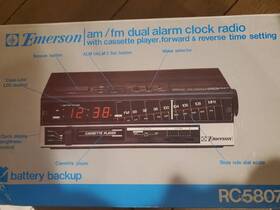 Rc5807 Emerson Am/fm Clock Radio Cassette Player 1980s Vintage Red Display