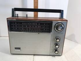 Tf-5583 Essex Radio Wood Black Silver Hifi Vintage Am Fm Portable Untested