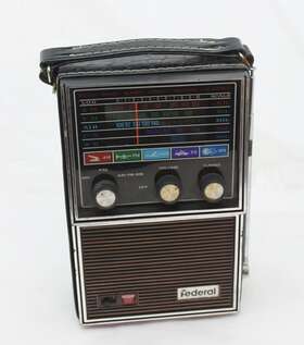 7006 Federal Vintage Multi-band Radio Am Fm Air Pb Wb Transistor