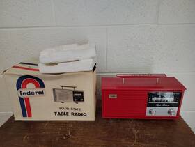 Tr20 Federal Rare Vintage Am Tabletop Radio Works