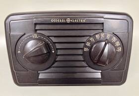 112d Ge Vintage General Electric 5-tube Model Bakelite Table Radio Circa 1949 Usa