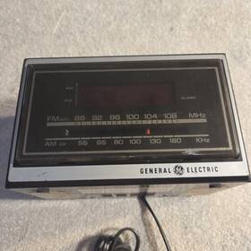 285a1942 Ge General Electric Am Fm Radio Alarm Clock Model Vintage Woodgrain
