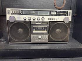 3-5295 Ge Vintage Radio/tape Stereo Sound System Radio # A Powers On