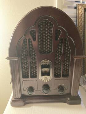 322416 Ge Vintage General Electric Wood Cathedral 1932 Replica Am/fm Radio