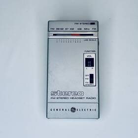 7-1200a Ge General Electric Fm Stereo Headset Radio Model - No Headphones Works