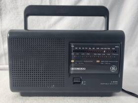 7-2662b Ge Portable Black 2 Band Am Fm Radio Tested