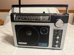 7-28885f Ge General Electric Super Radio Ii. Long Range. Excellent Condition